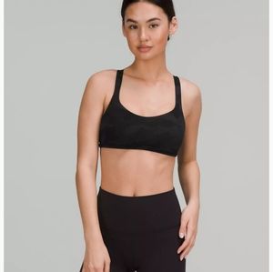 Lululemon Free to Be- Wild bra